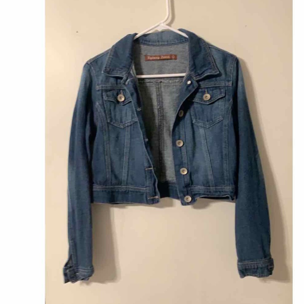 Crop Jean jacket!